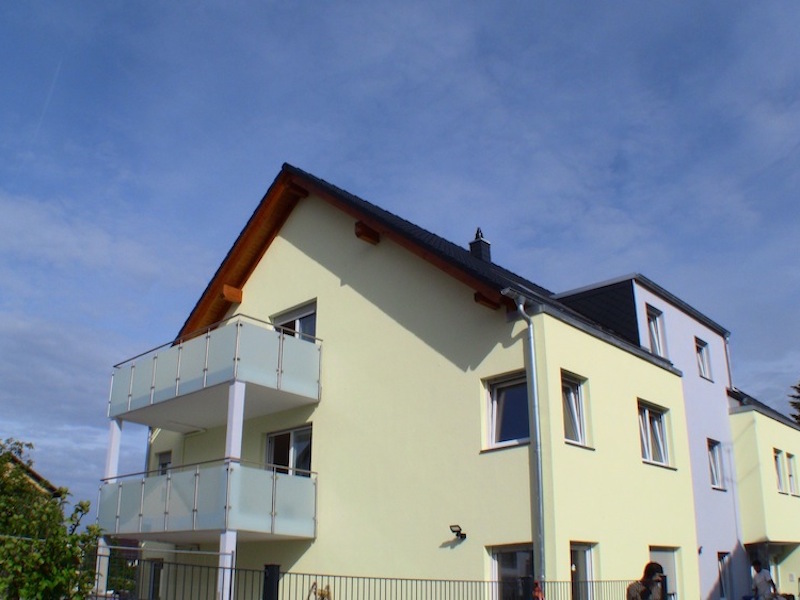 Repräsentative Erdgeschosswohnung mit Terrasse u. Gartenanteil - Funk